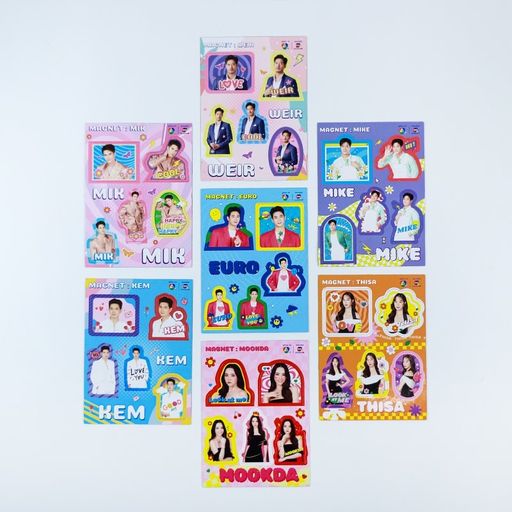 แม่เหล็กติดตู้เย็นรูปดารา 